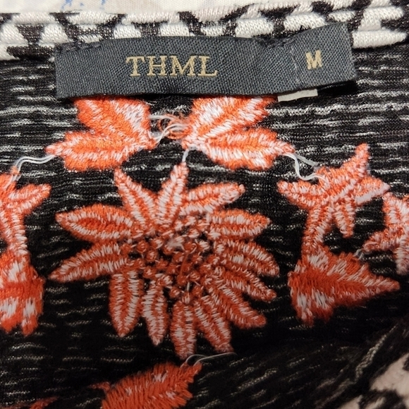 Anthropologie THML Shift Dress Aztec Embroidered Houndstooth 3/4 Sleeve sz  M - Picture 4 of 8